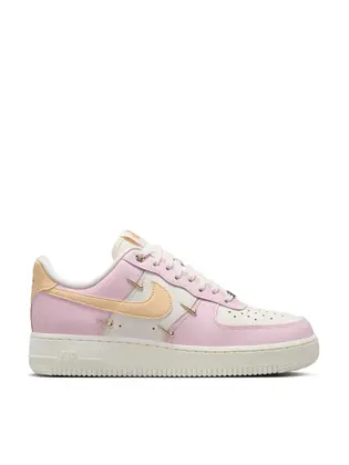 Кросівки Nike WMNS AIR FORCE 1 07 LX
