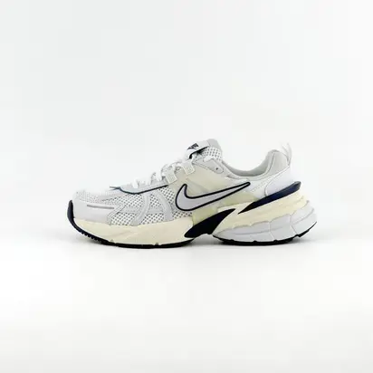 Кросівки Nike V2K Run White 36