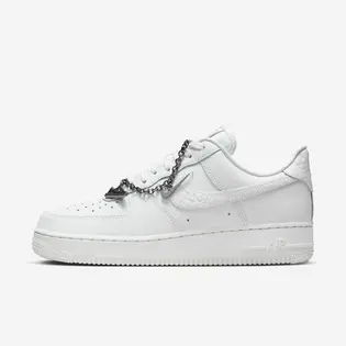 Кросівки жіночі Nike Air Force 1 '07 Low ()