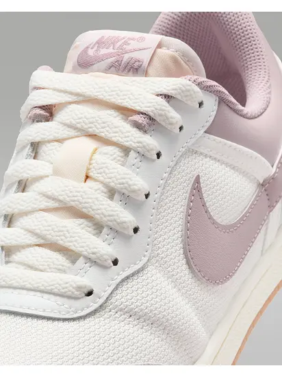 Кросівки Jordan WMNS AIR SKYLINE LOW, білий з рожевим