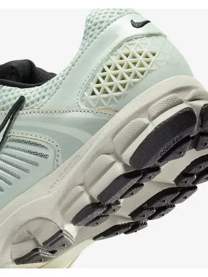 Кросівки Nike Zoom Vomero 5 Turquoise