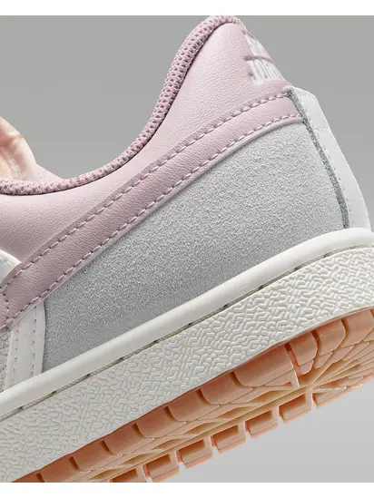 Кросівки Jordan WMNS AIR SKYLINE LOW, білий з рожевим