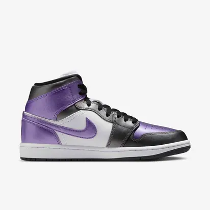 Кросівки жіночі WMNS AIR JORDAN 1 MID SE