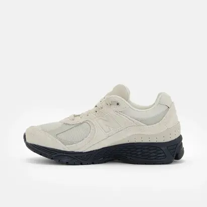 Кросівки New Balance 2002, бежевий з чорним