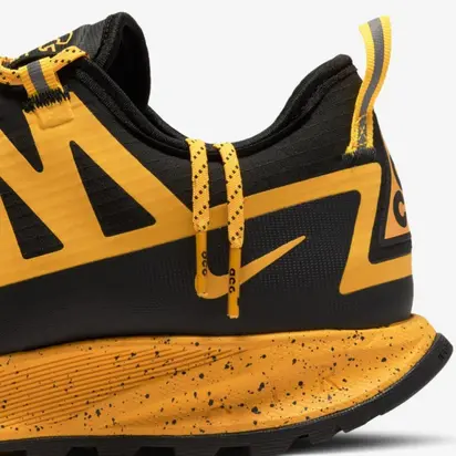 Кросівки Nike ACG Air Nasu Gore-Tex Laser Orange