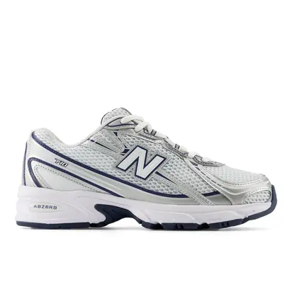 Кросівки New Balance 740, білий зі сріблястим