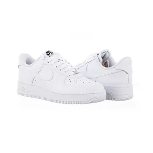 Кросівки Nike W AIR FORCE 1 07 FLYEASE