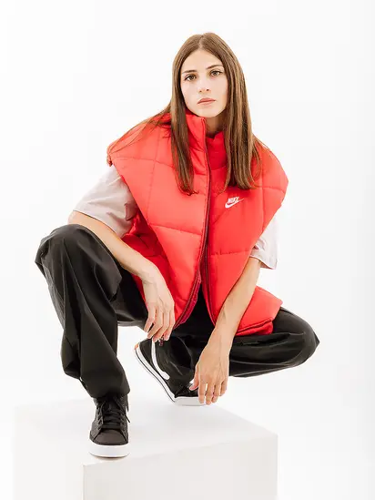 Жилетка Nike CLSC VEST, червоний