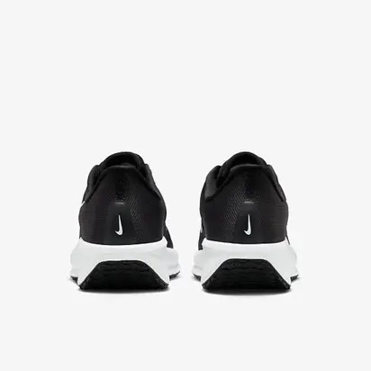 Кросівки Nike WMNS QUEST 6, чорний з білим