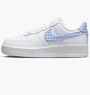 Кросівки Nike WMNS AIR FORCE 1 07 ESS TREND, білий