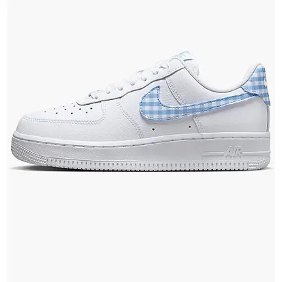 Кросівки Nike WMNS AIR FORCE 1 07 ESS TREND, білий