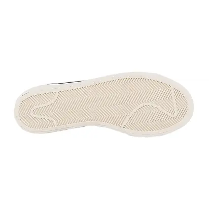 Кросівки Nike W BLAZER LOW PLATFORM, білий