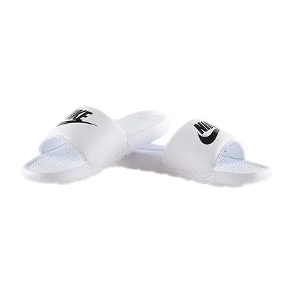 Шльопанці Nike VICTORI ONE SLIDE, білий