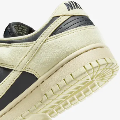 Кросівки жіночі Nike Dunk Low Beige/Black