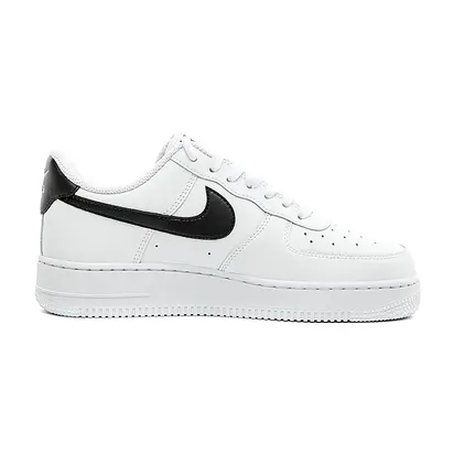 Кросівки Nike WMNS AIR FORCE 1 07, білий