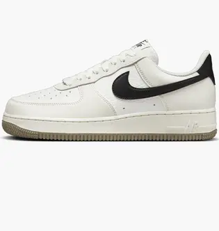 Кросівки жіночі Nike Air Force 1 Low NN 36.5