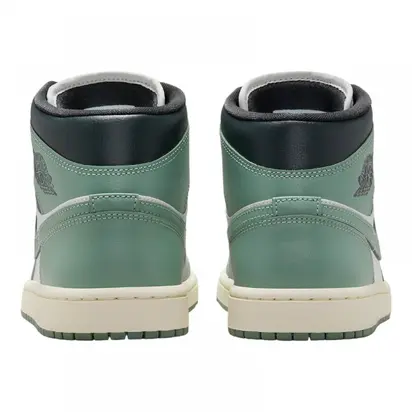 Кросівки WMNS AIR JORDAN 1 MID