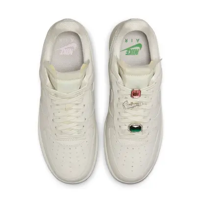 Кросівки Nike WMNS AIR FORCE 1 LO PRM, кремовий