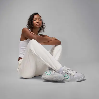 Кросівки WMNS AIR JORDAN 1 LOW SE