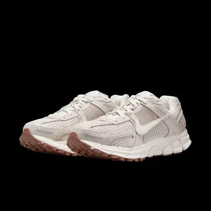 Кросівки NIKE ZOOM VOMERO 5 BEIGE