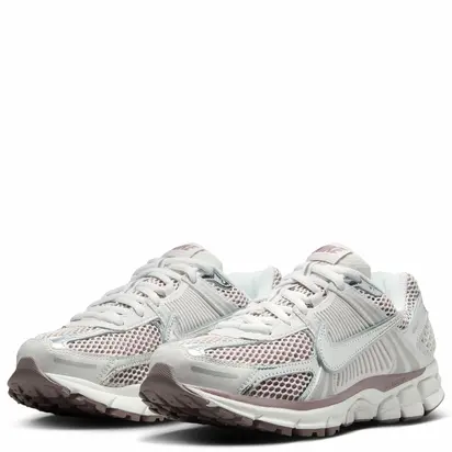 Кросівки жіночі Nike Zoom Vomero 5 White 36.5