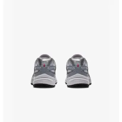 Кросівки Nike WMNS INITIATOR, білий з сріблястим