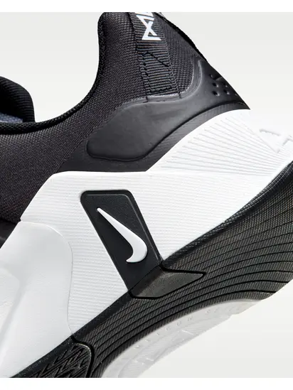 Кросівки Nike W FREE METCON 7, чорний з білим