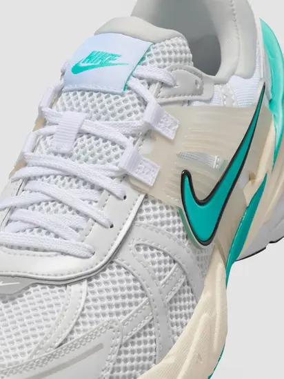Кросівки жіночі Nike V2K Runtekk Running Shoes White