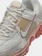 Кросівки жіночі Nike Wmns Zoom Vomero 5 ()
