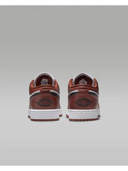 Кросівки жіночі жіночі Jordan 1 Low Dark Pony 40