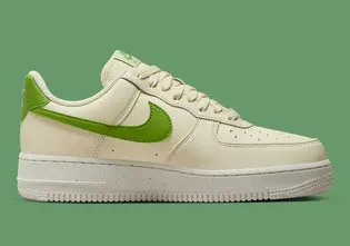 Кросівки Nike Air Force 1 07 NN, бежевий з зеленим