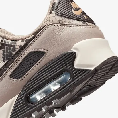 Кросівки Nike W Air Max 90 SE