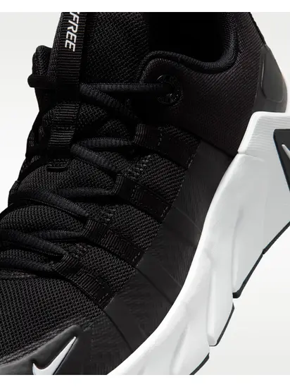 Кросівки Nike W FREE METCON 7, чорний з білим