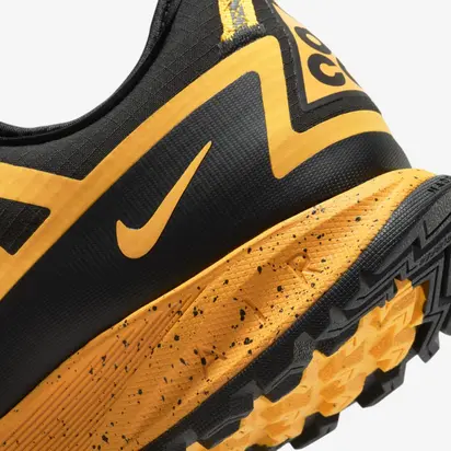 Кросівки Nike ACG Air Nasu Gore-Tex Laser Orange