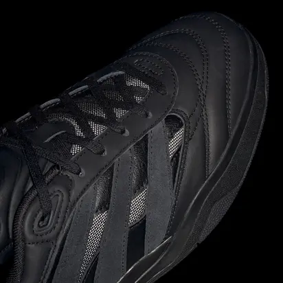 Кросівки Adidas Predator Mundial