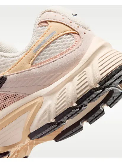 Кросівки Nike W NIKE V5 RNR