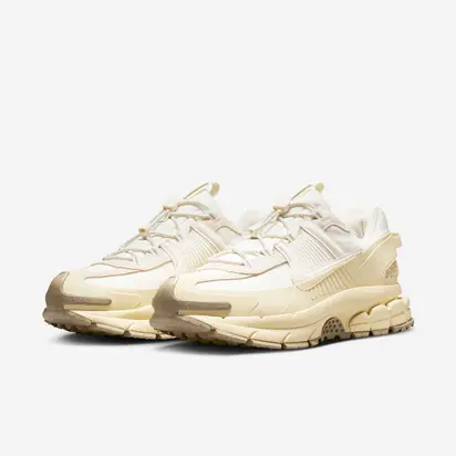 Кросівки Nike Zoom Vomero Roam