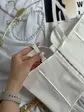 Білий жіночий корсет