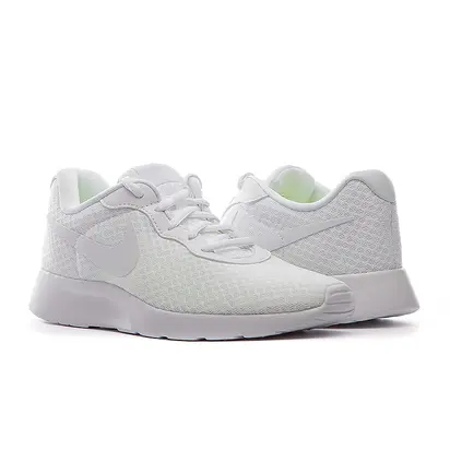 Кросівки Nike TANJUN FLYEASE, білий