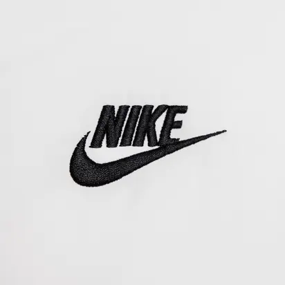 Куртка жіноча Nike Sportswear Classic Puffer Therma-Fit Loose Hooded Jacket White