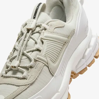 Кросівки Nike Zoom Vomero Roam