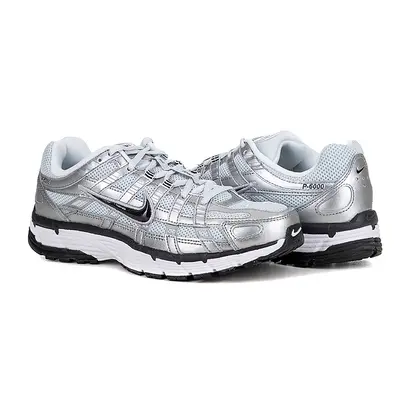 Кросівки Nike WMNS P-6000, срібний