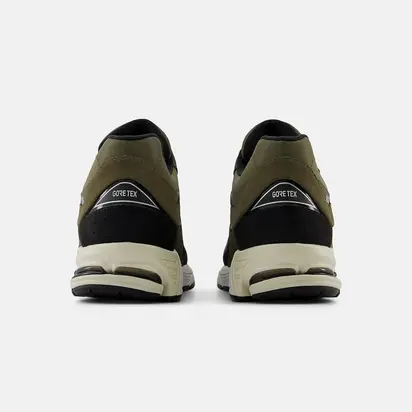 Кросівки New Balance 2002R Gore-Tex, хакі з чорним