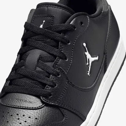 Кросівки Jordan WMNS COURT CONNECT LOW