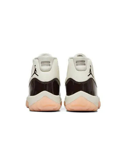 Кросівки Jordan 11 Retro Neapolitan (W)