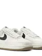 Кросівки жіночі Nike Air Force 1 Low NN 36.5