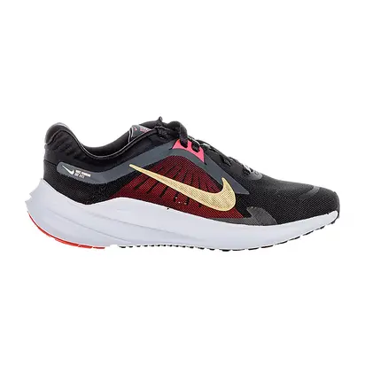 Кросівки бігові Nike QUEST 5, чорний