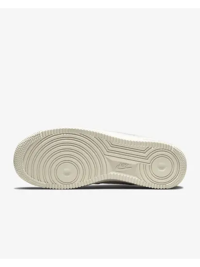 Кросівки Nike WMNS AIR FORCE 1 LO PRM, білий з бежевим