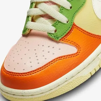 Кросівки Nike Dunk High Next Nature International Day of the Girl (GS)