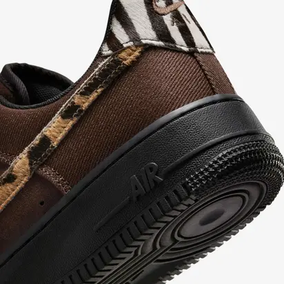 Кросівки Nike W AIR FORCE 1 07